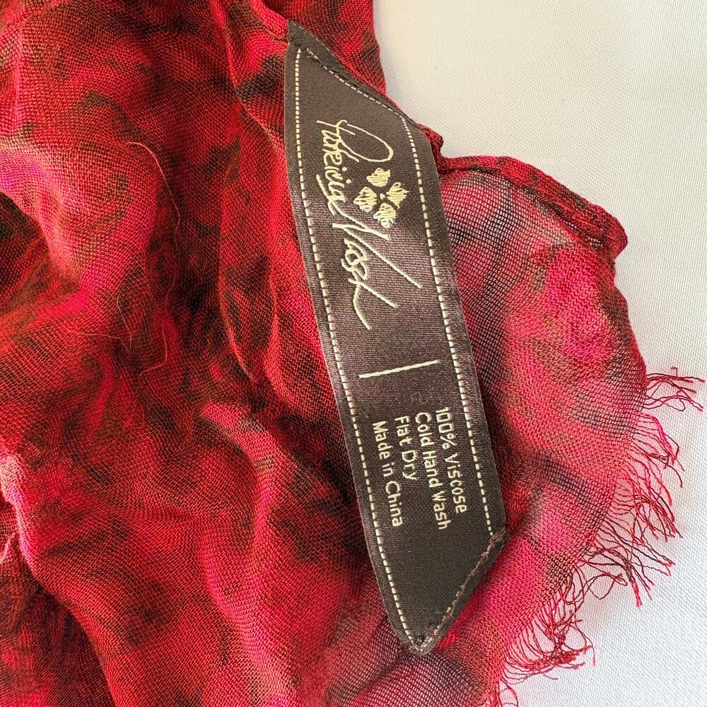 Patricia Nash 'Etched Roses' Scarf Red - Picture 2 of 3